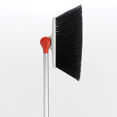 Oxo Any Angle Broom